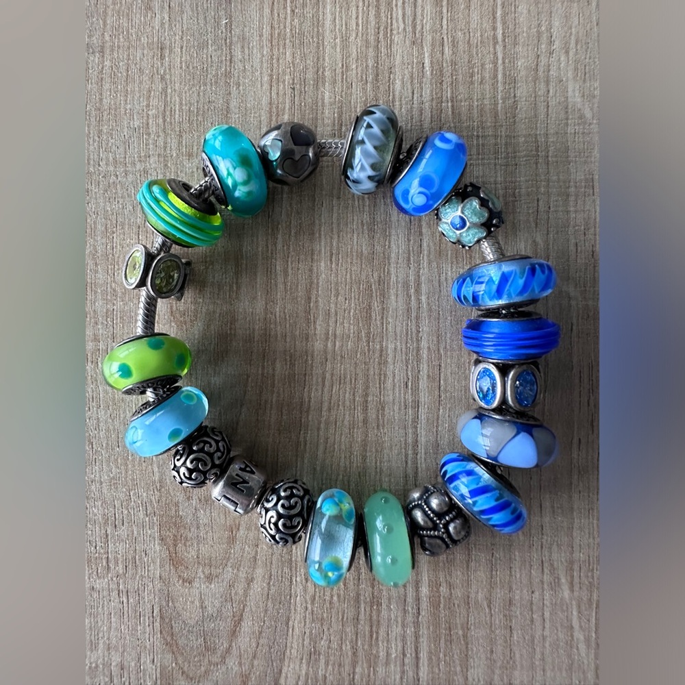 Pandora Exquisite Fully Beaded Murano Beads with other Charms Bracelet